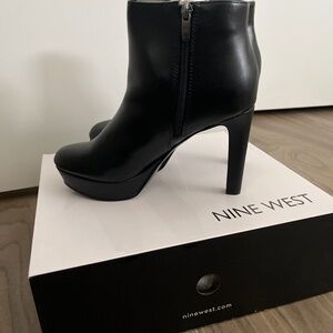 Nine West GlowUp Stiletto Platform Booties *Brand New*In box*